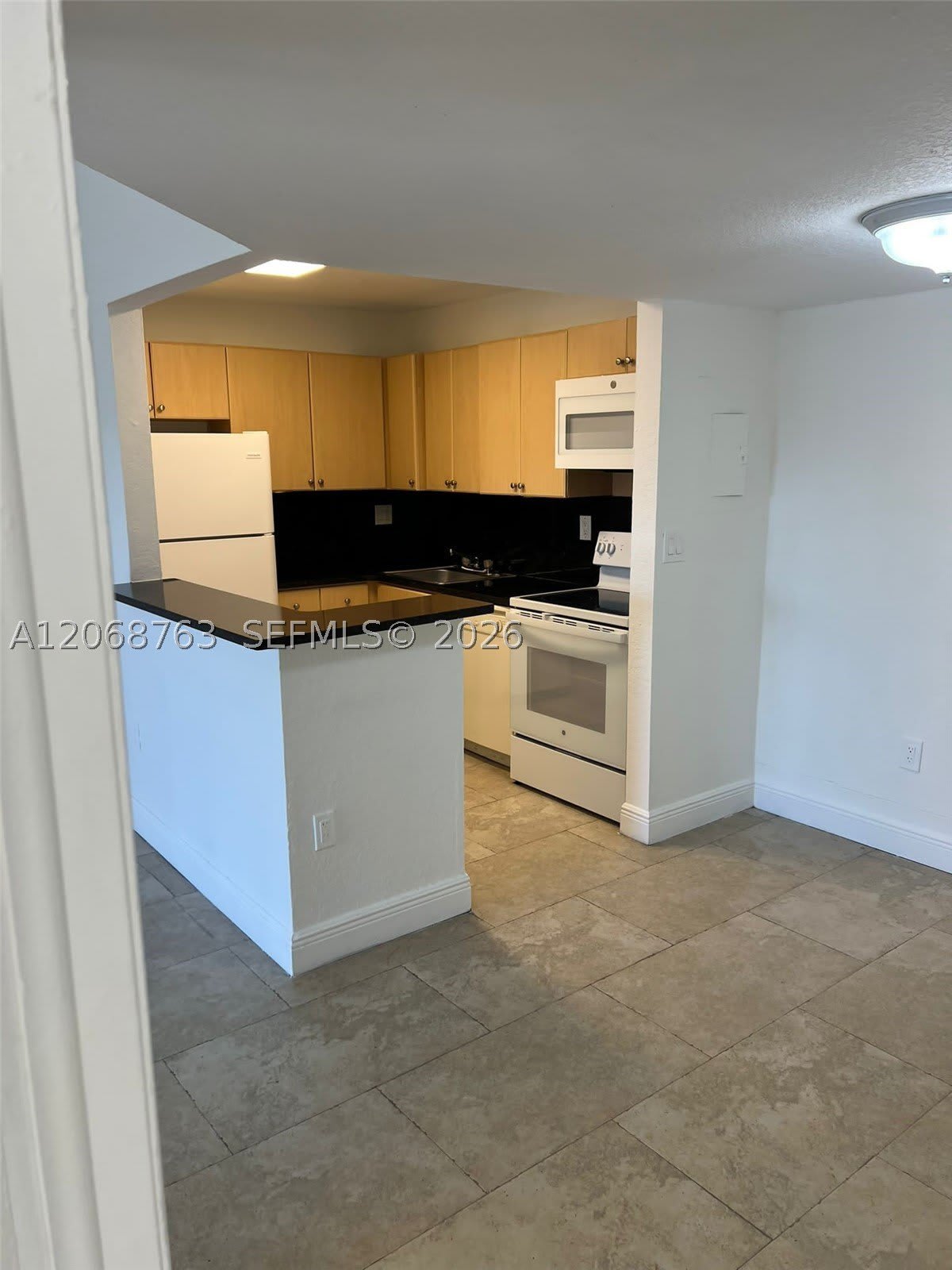 7110 NW 179th St – photo 2