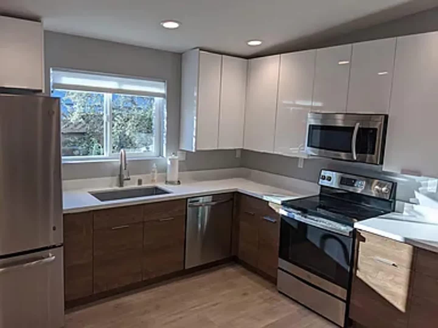 Modern 2Br 1Ba Adu In Prime Palo Alto Location 4183 Park Blvd A – photo 2