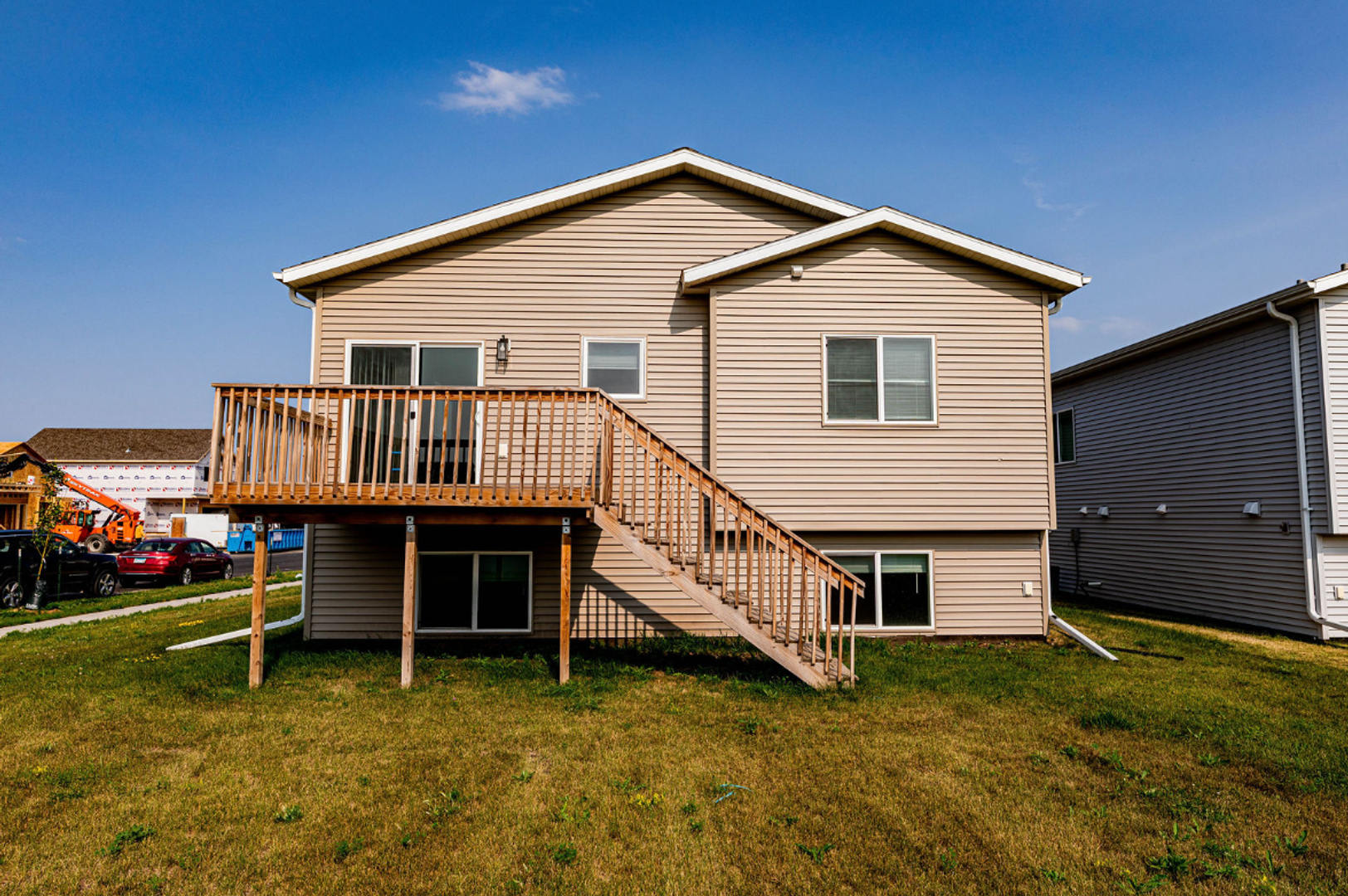 4 bedroom 2 bathroom house – photo 3