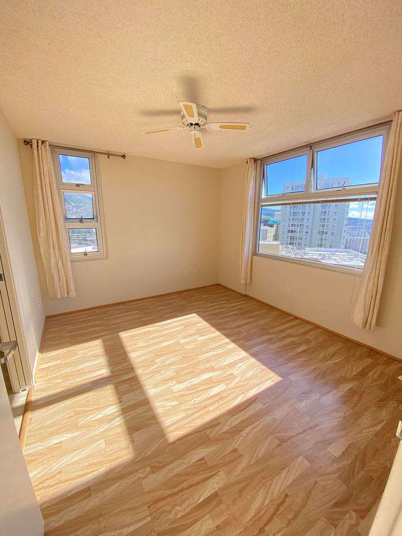 2BR/2BA/2PKG(ASSIGNED) CONDO IN 1450 Young St. #1902 – photo 2