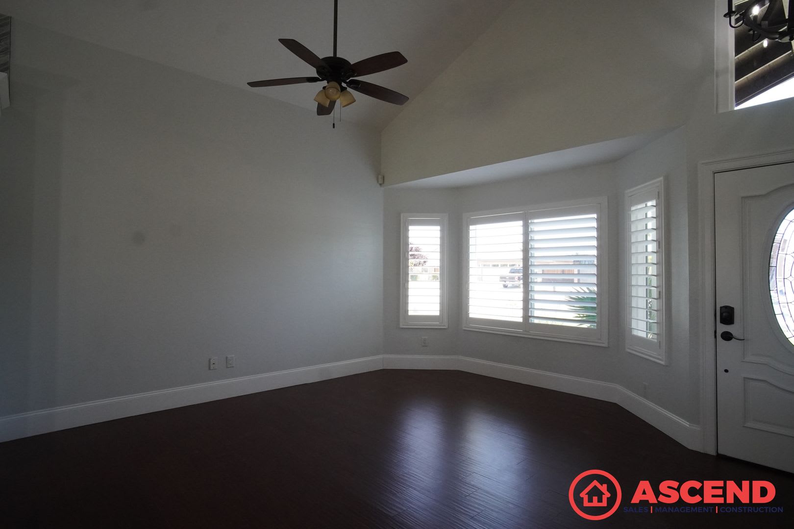 Spacious 3BD/3BA Home with Private Pool in Desirable Bakersfield 93312 — $500 Off First Month! – photo 3