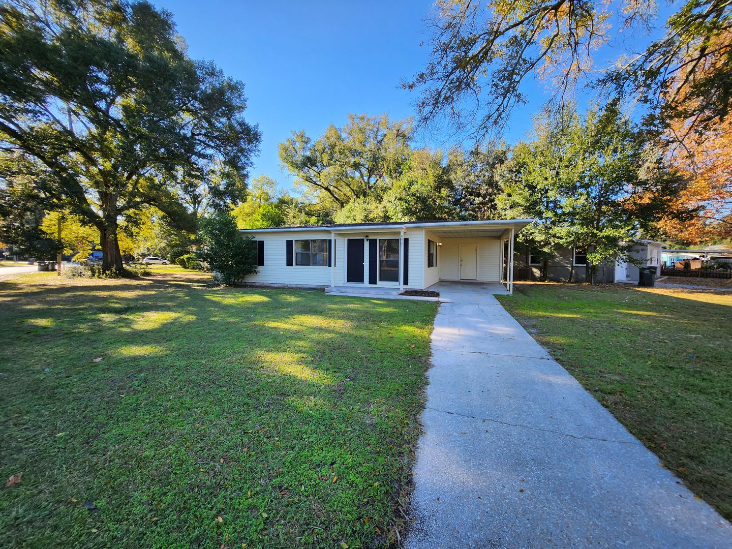 5501 Mayfair Dr Pensacola Fl 32506 Move In Special Half Off Your First Full Month S Rent – photo 4