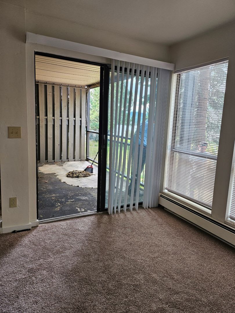 Lake Cliffe Condo – photo 4