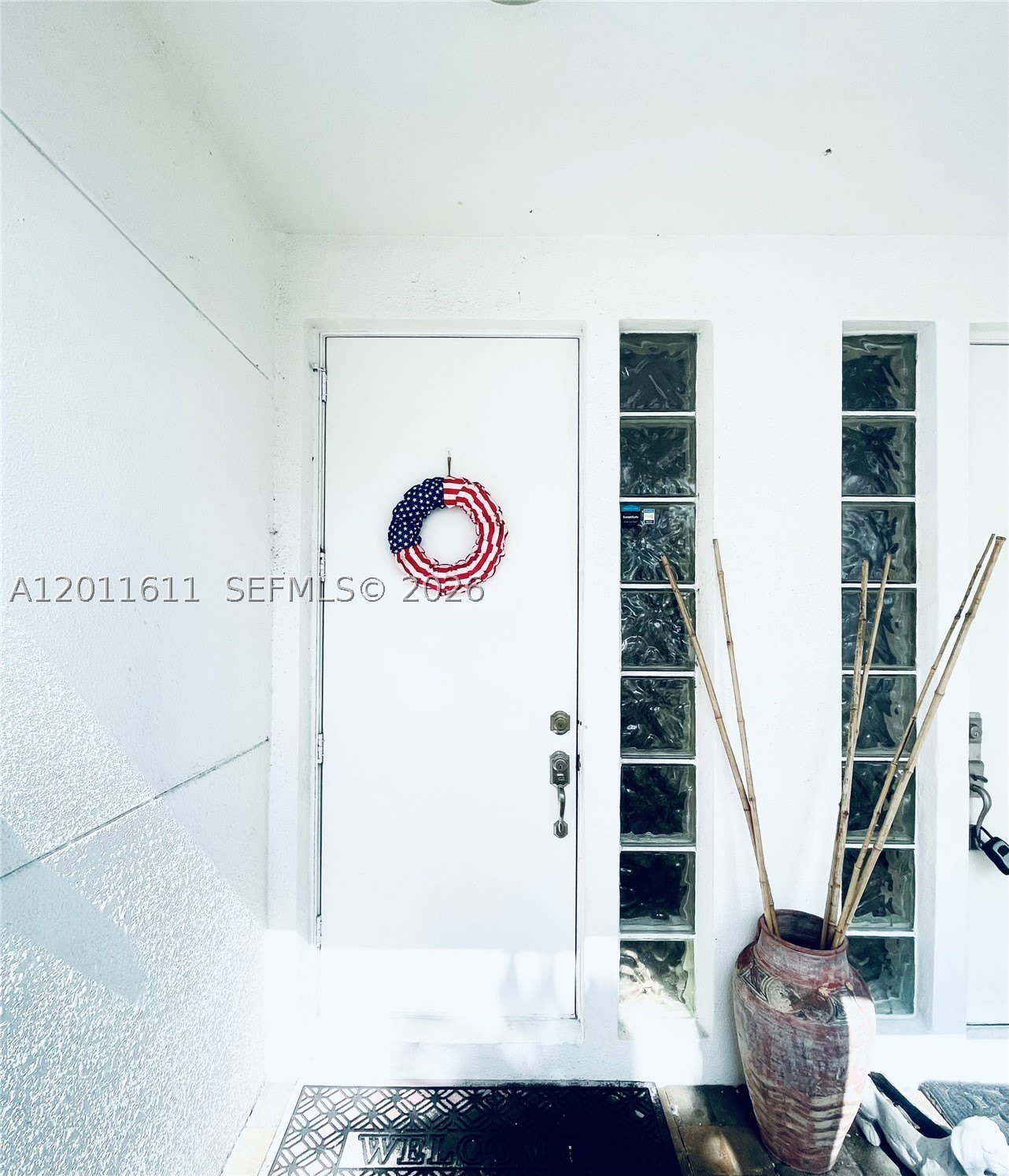 822 NE 19th Ave – photo 2