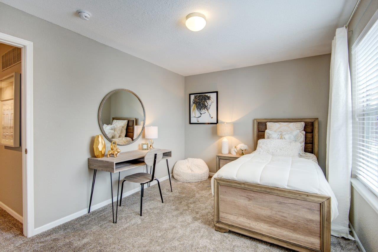 PineCrest Townhomes – photo 1