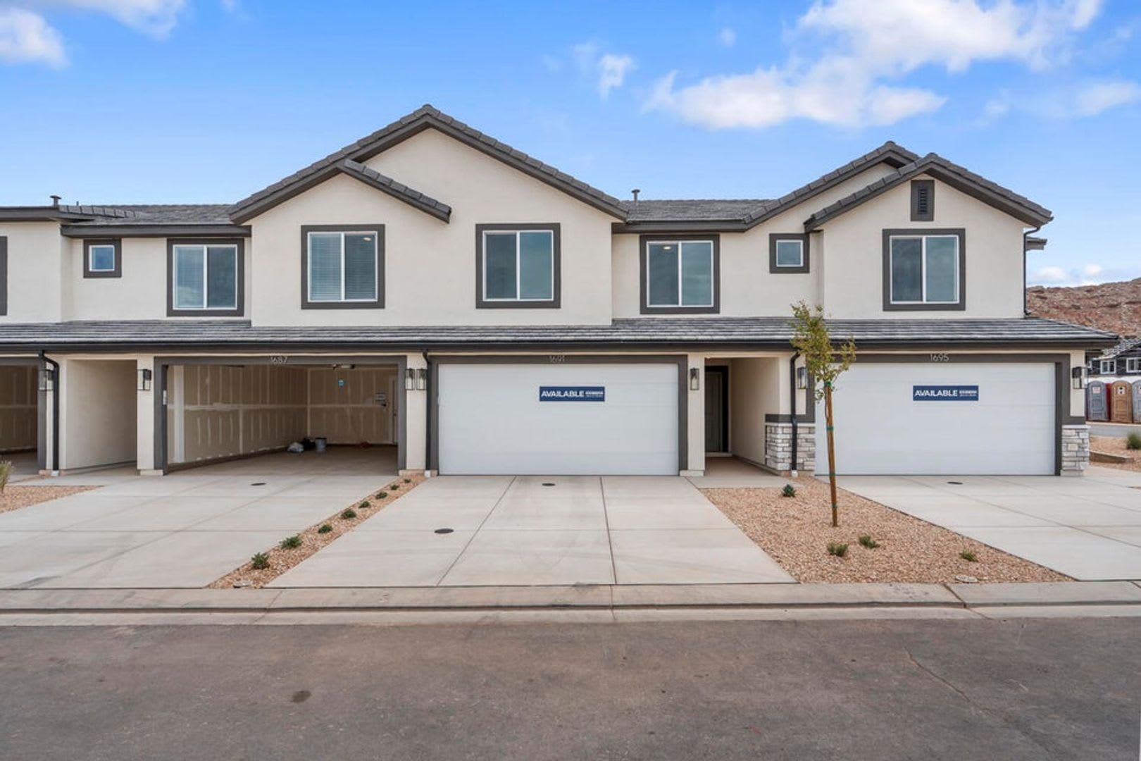 Be the First to Call This Stunning Home in the Highly Sought-After Long Valley Community Home! – photo 2