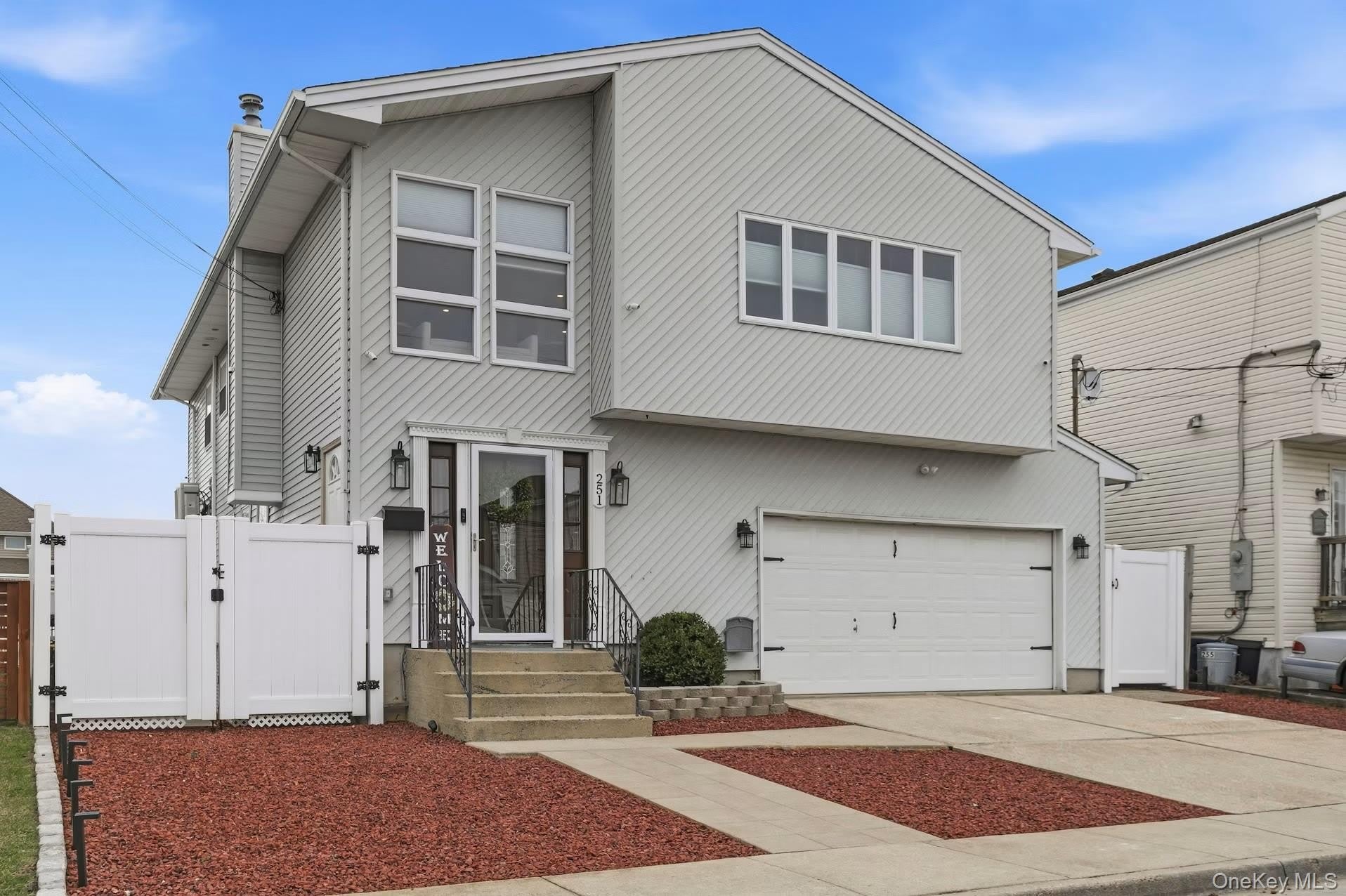 251 Arthur Street – photo 2