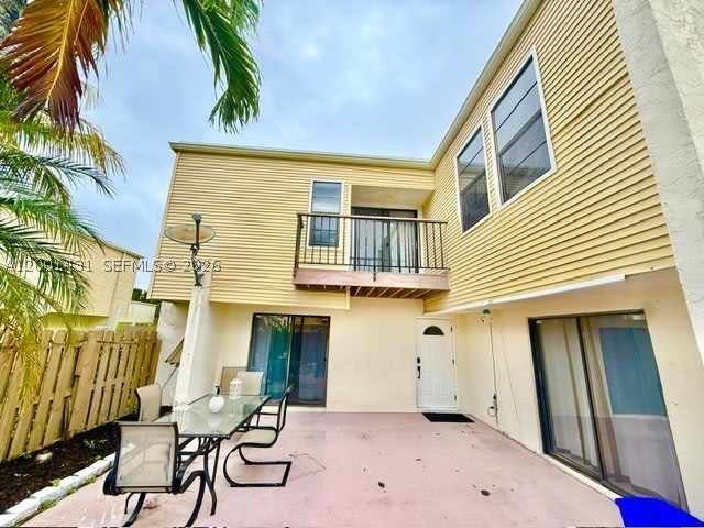 1569 Shaker Cir – photo 4