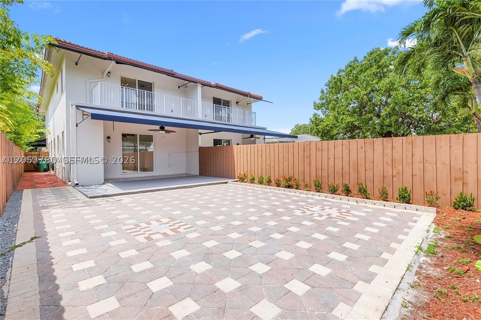 4023 SW 10th St – photo 2