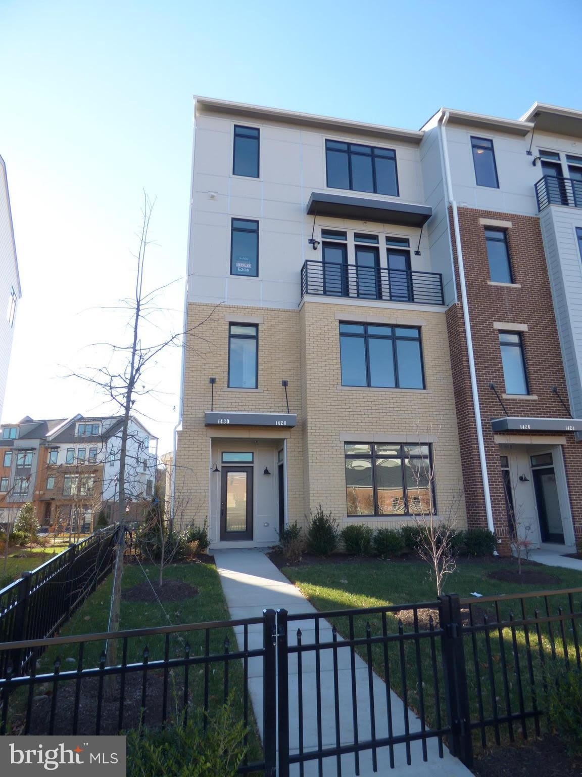 1428 Ribbon Limestone Terrace Se – photo 1