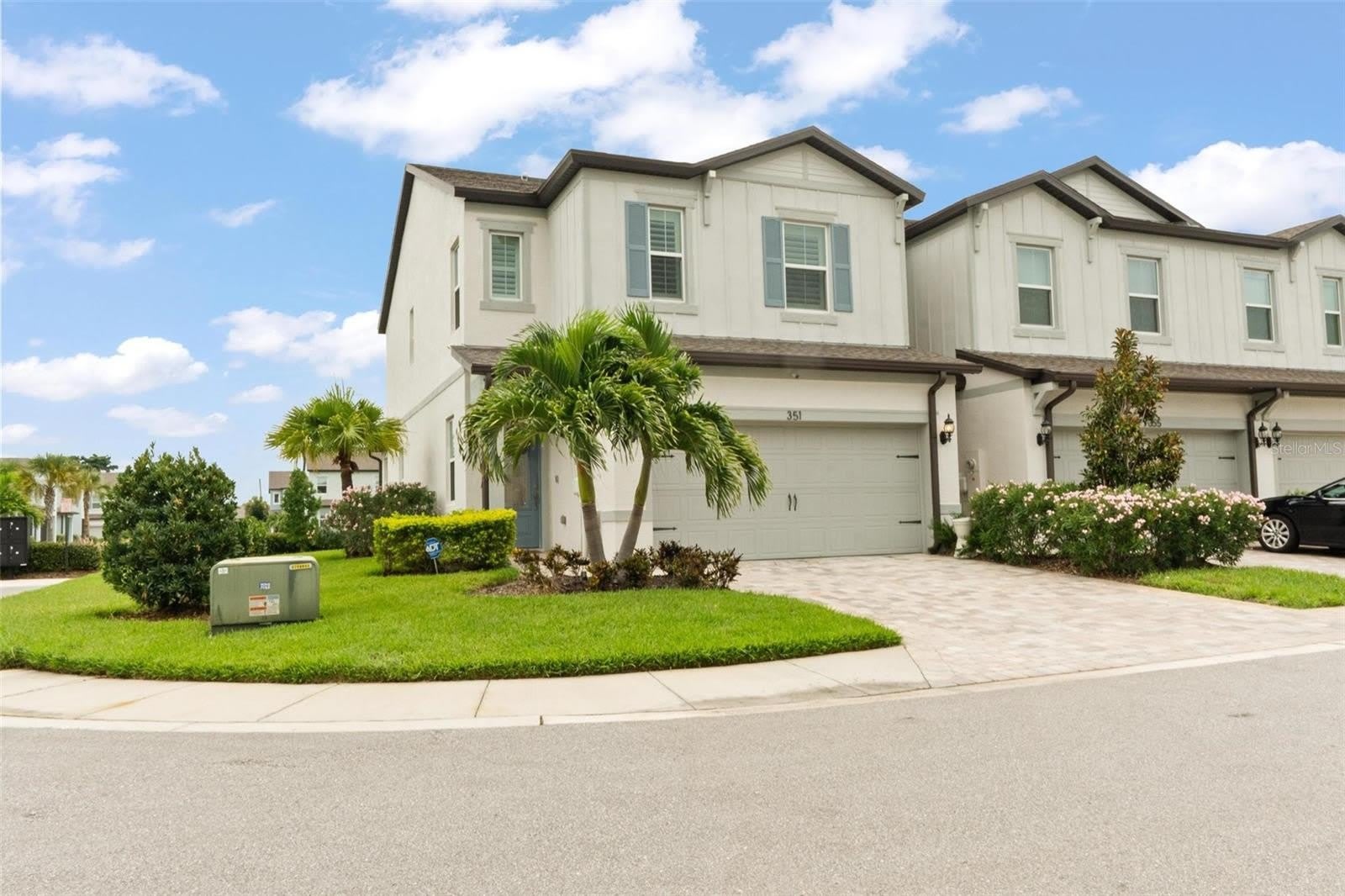 351 Surfside Avenue Ne – photo 1