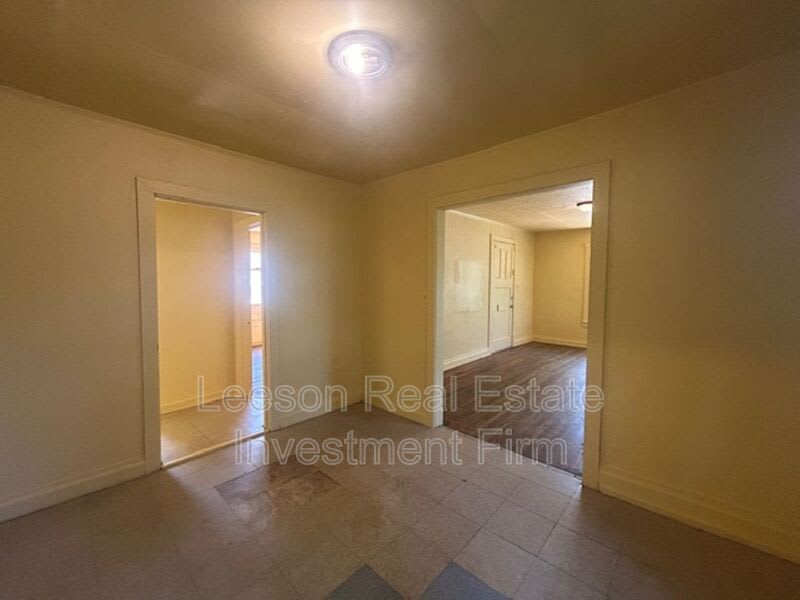 3041 Desoto St – photo 3