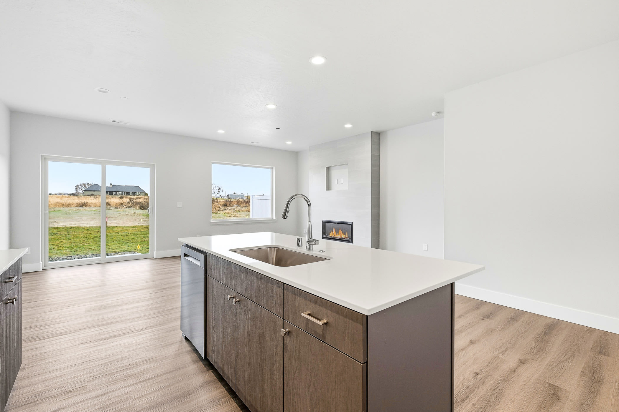 4609 Road 114 – photo 2