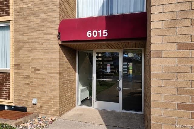 6015 SOUTHFIELD Road – photo 2