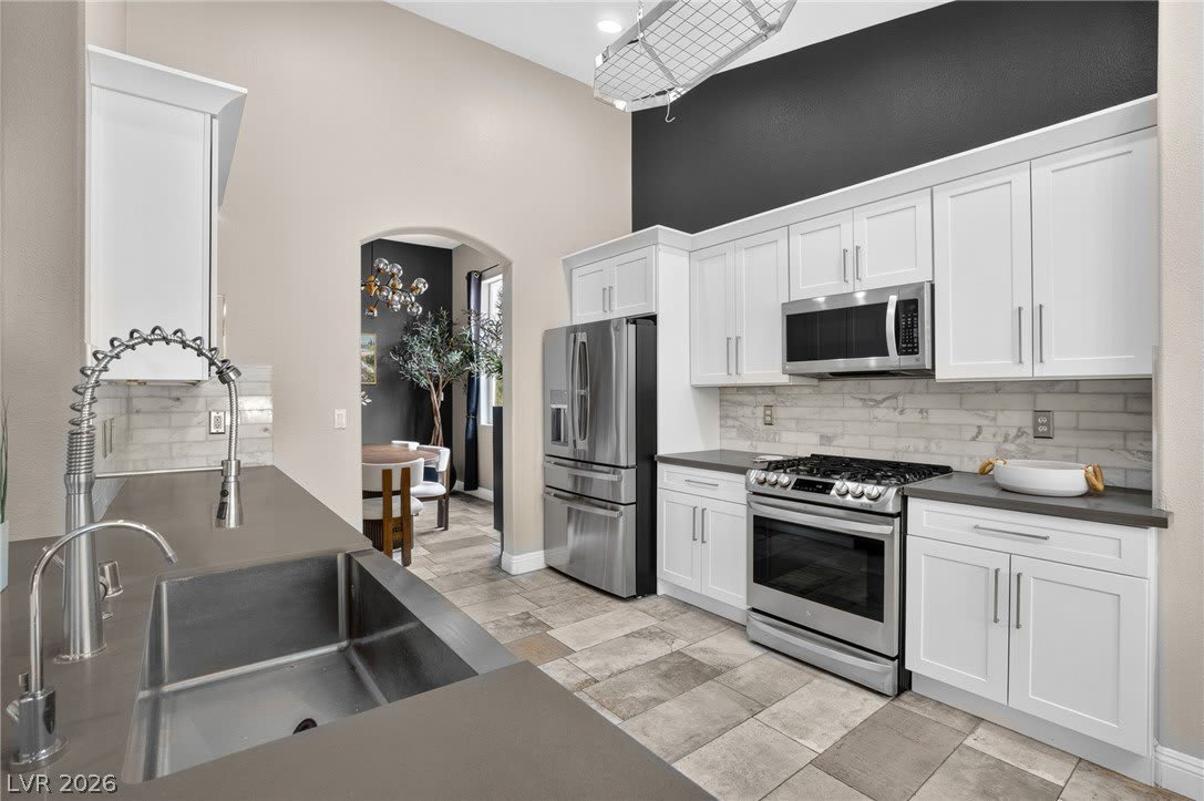 11212 Dell Cliffs Court – photo 4