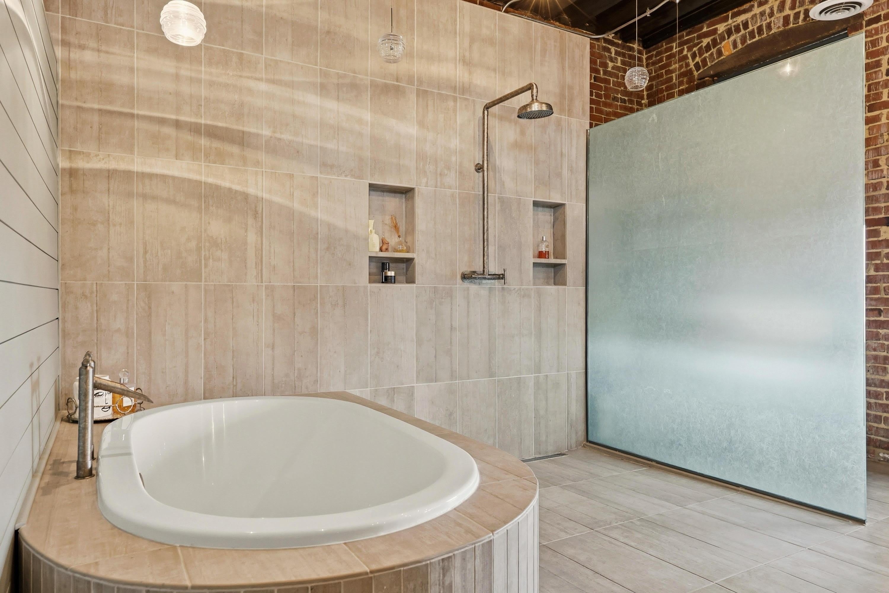 55 E Main Street – photo 3