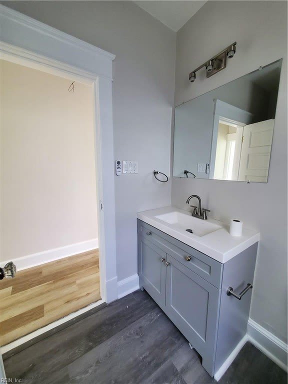 1710 Leckie Street – photo 5
