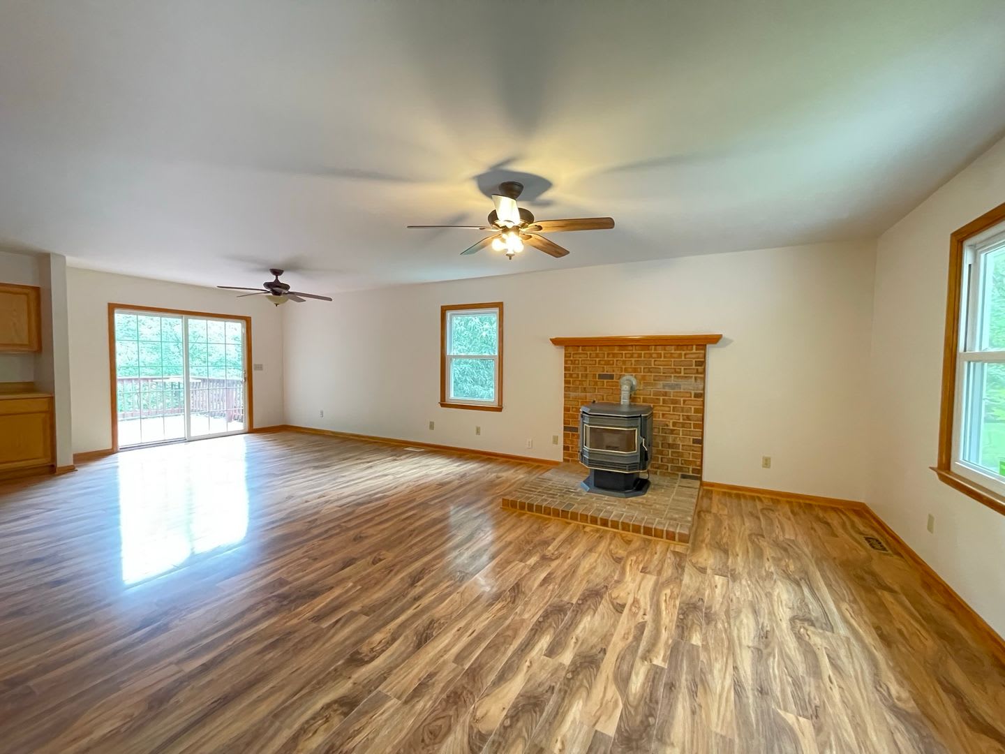 3 Bedroom Home on a Serene Setting – photo 2
