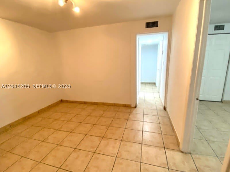 4307 SW 9th ST – photo 2