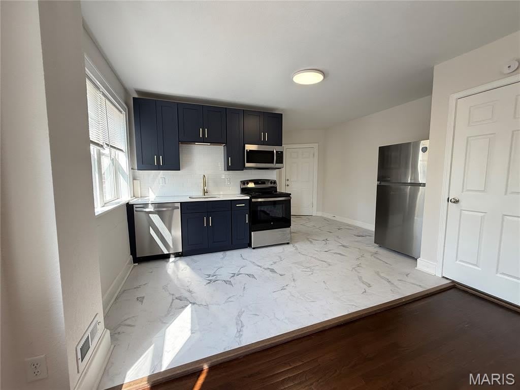 5345 Quincy Street – photo 4