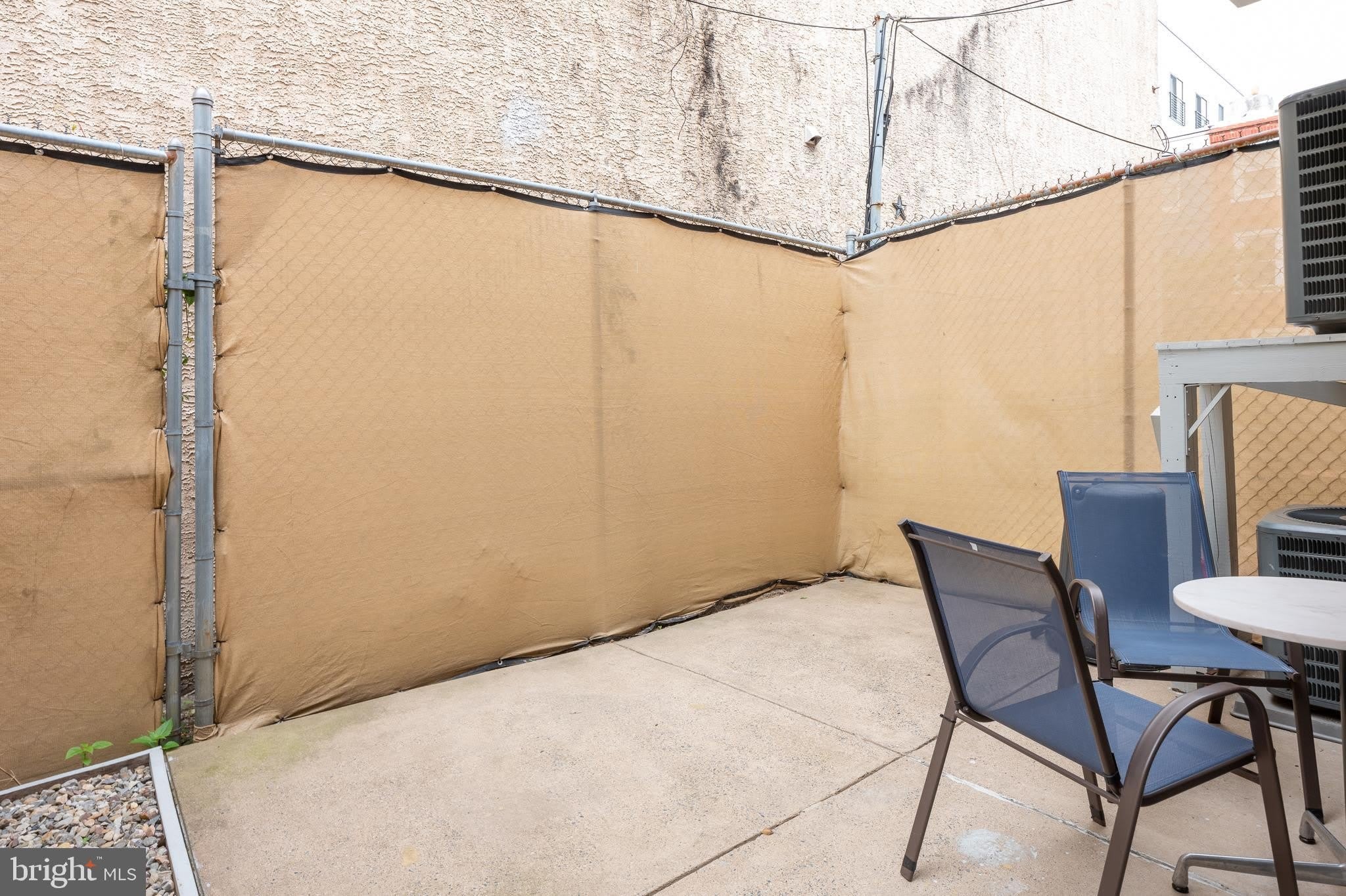 988 N 2ND Street – photo 5