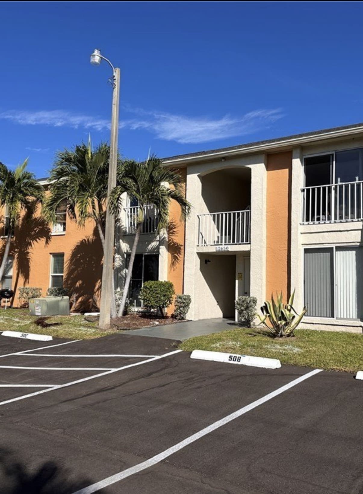 12650 Kenwood Lane – photo 1