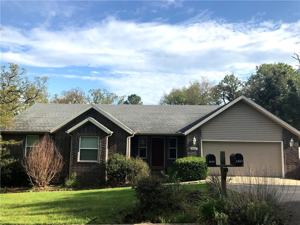 1652 Cedar Street – photo 3