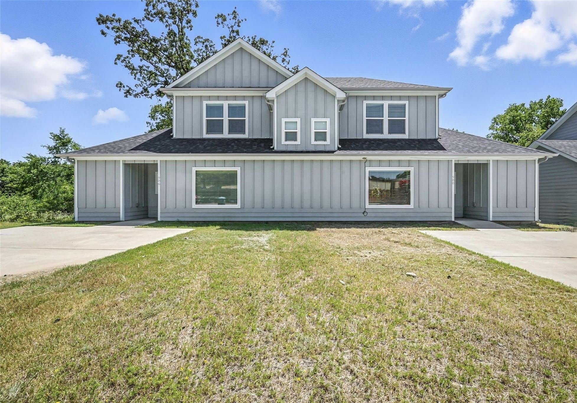 986 S 6th Avenue – photo 1