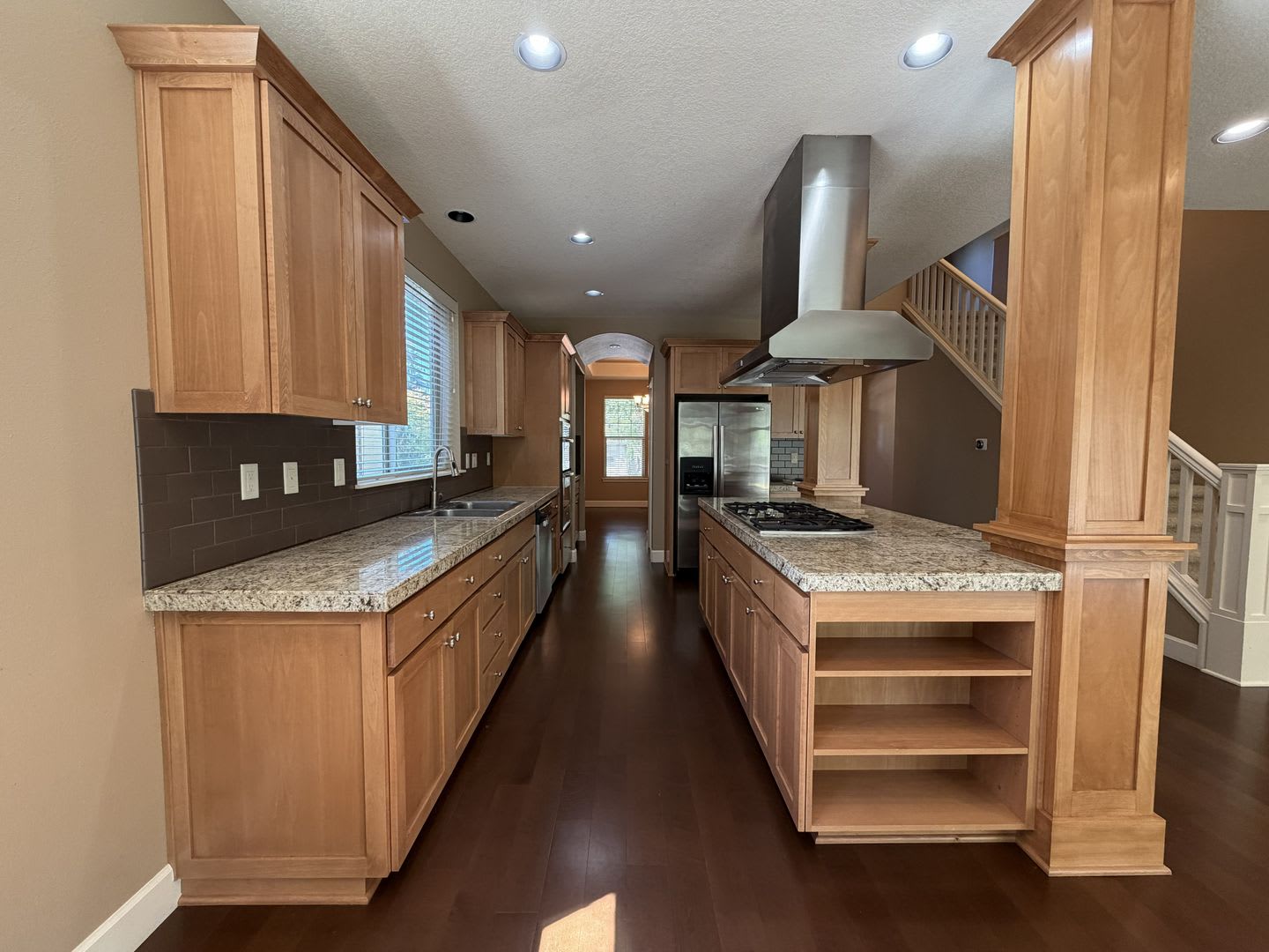 3Bd/ 2.5Ba North Bethany Home ~ 2 Car Garage, Fenced Backyard, Fabulous Kitchen – photo 5
