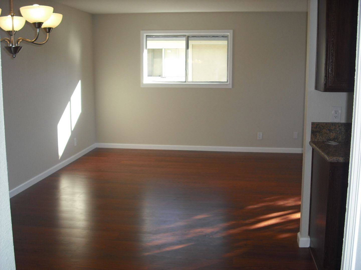 Nicely Upgraded Single level condominium – photo 4