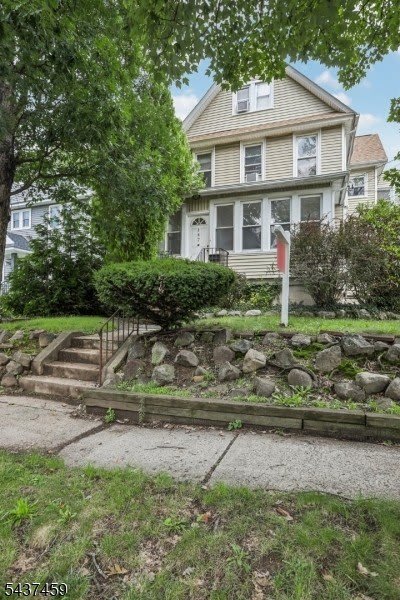 147 Phelps Ave – photo 4