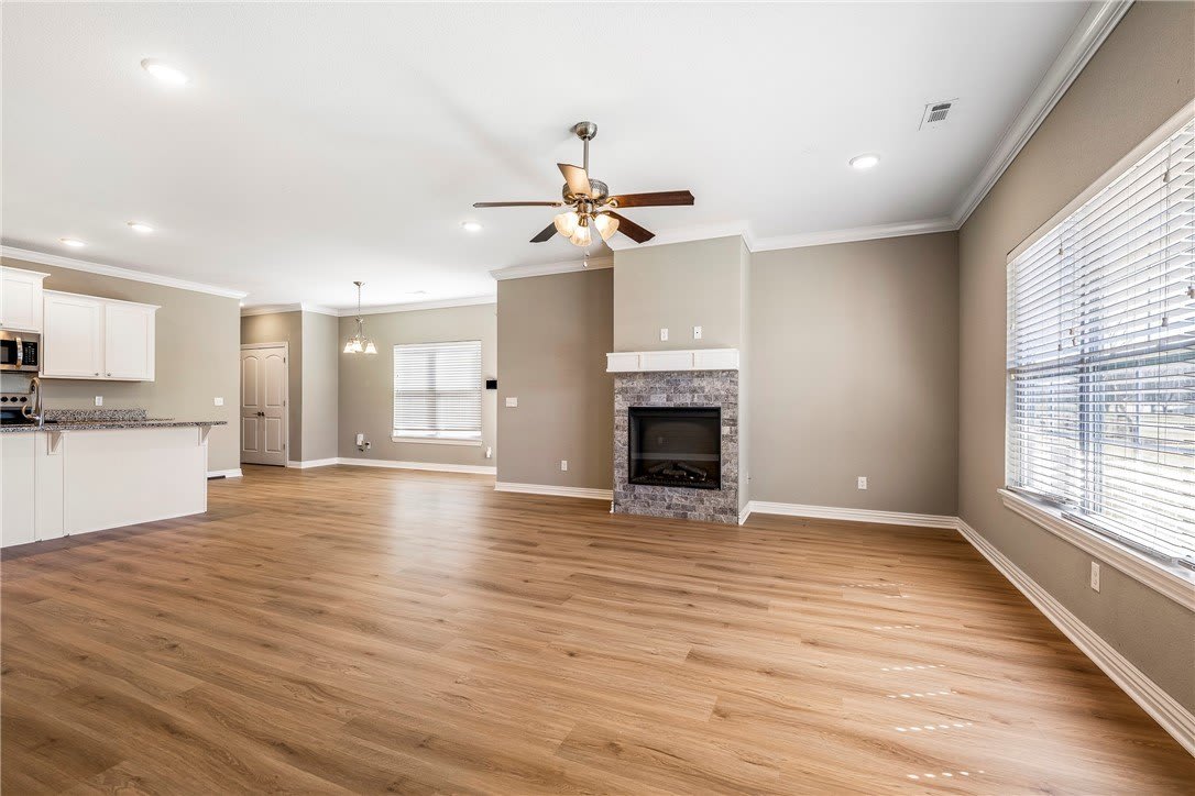 121 Carrington Avenue – photo 3