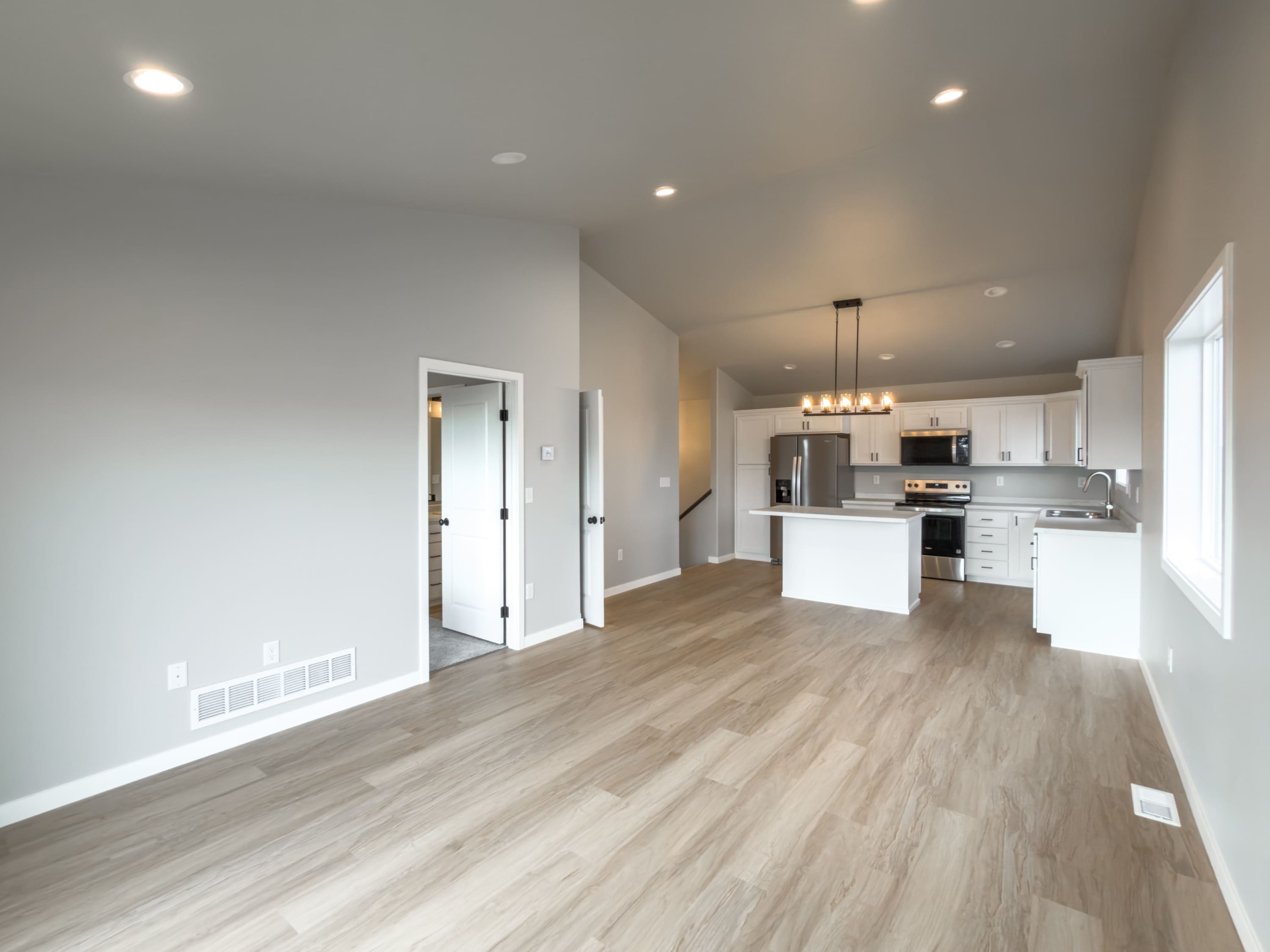 3719 33rd Street S – photo 5