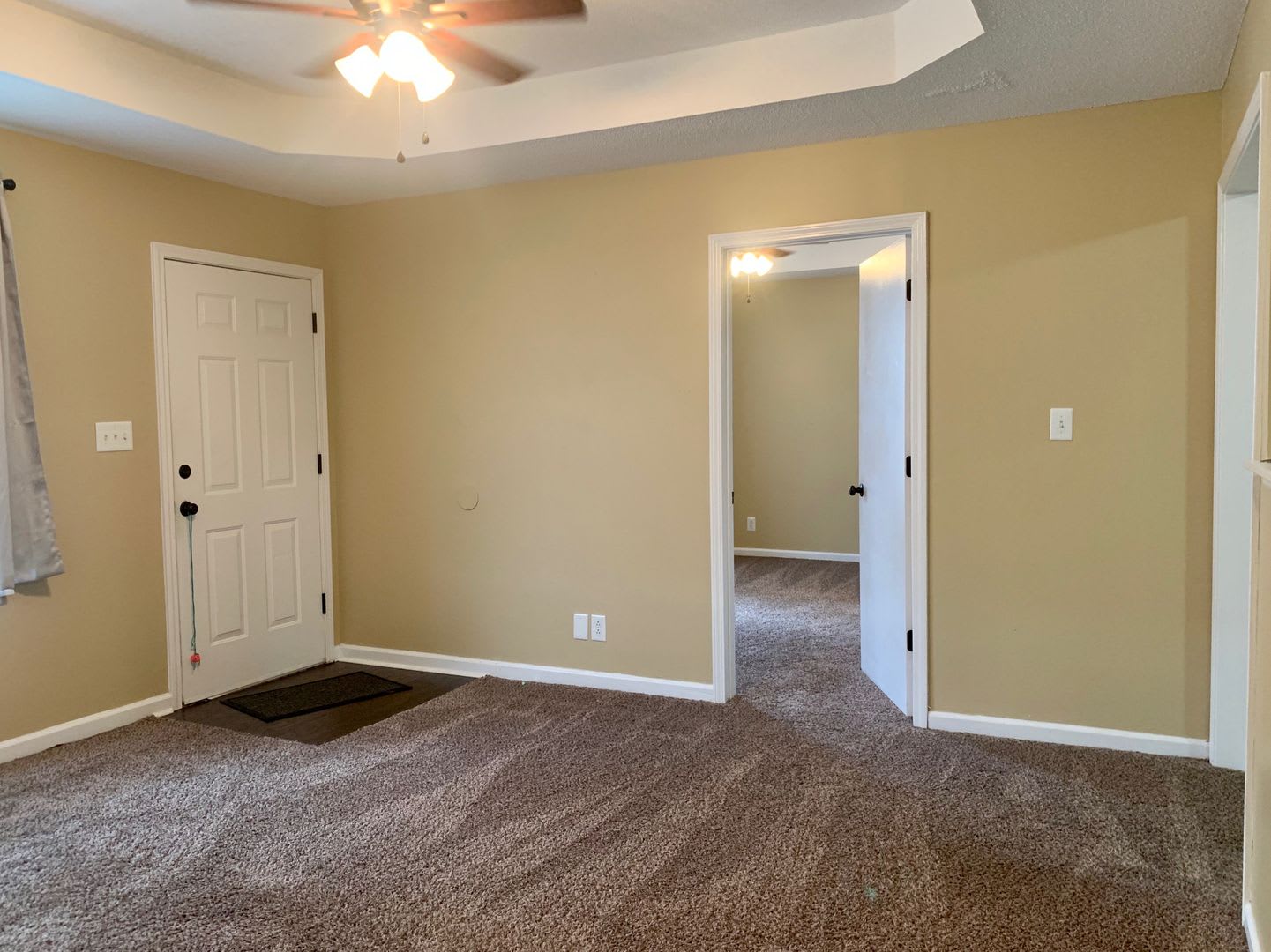 Conveniently Located! Cute home with 3 bedrooms and 2 baths. – photo 3