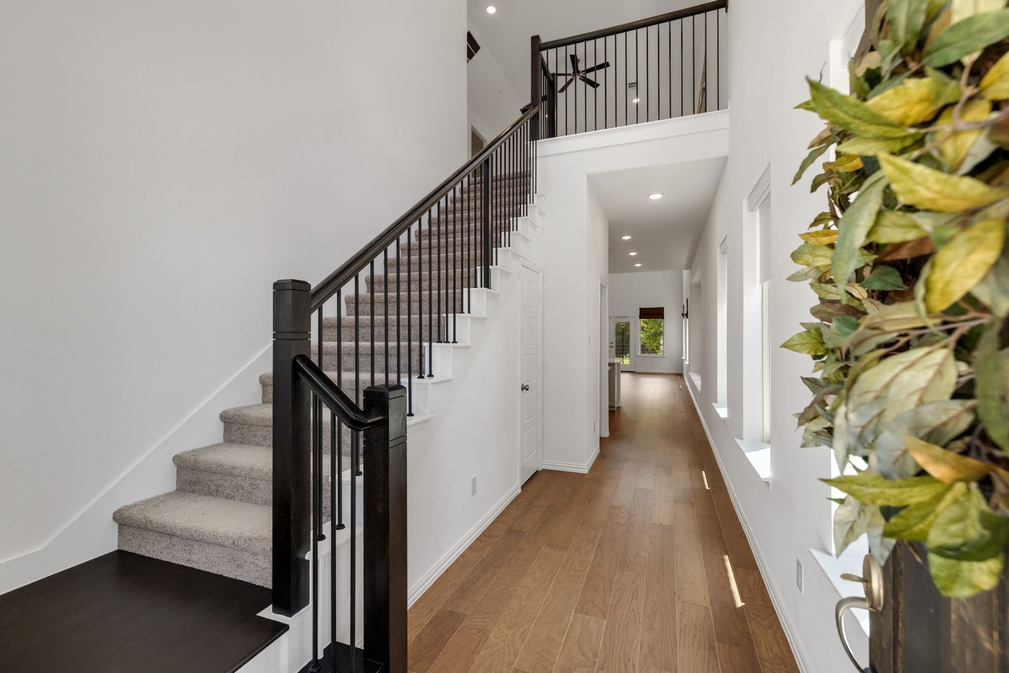 3100 Greenbriar Drive – photo 3