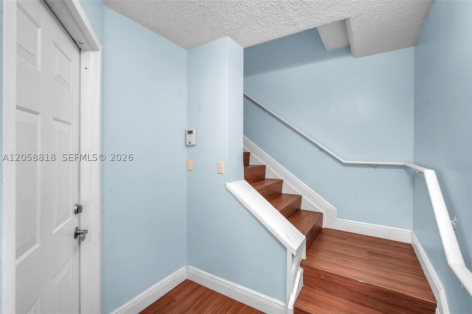 2845 NE 185th St – photo 5