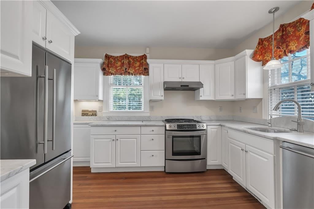 98 Butler Avenue – photo 2