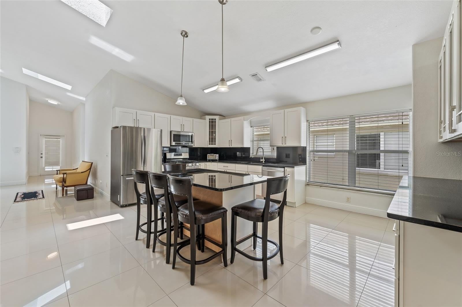7827 MYRTLE OAK Lane – photo 5