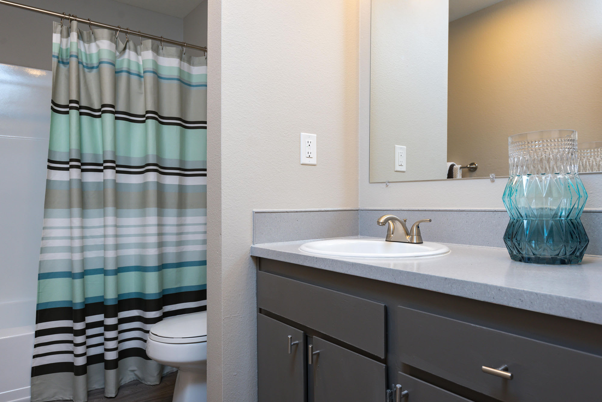 Hidden Oaks Apartments – photo 3