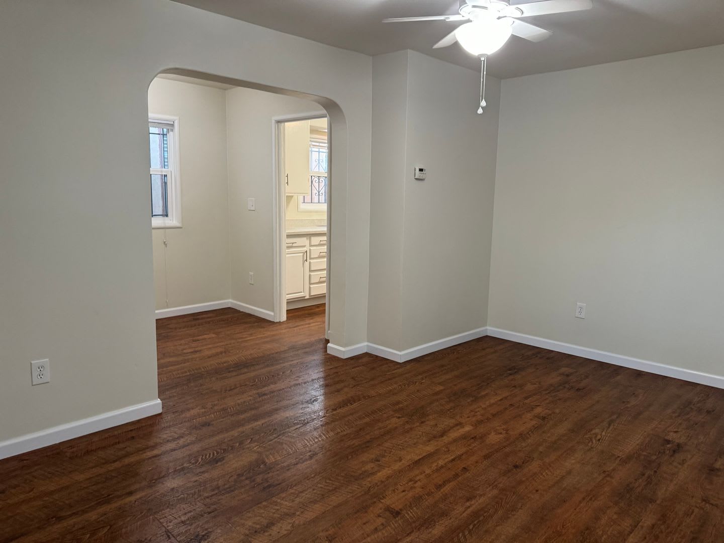 2 Bed 1 Bath House In Oakland – photo 1