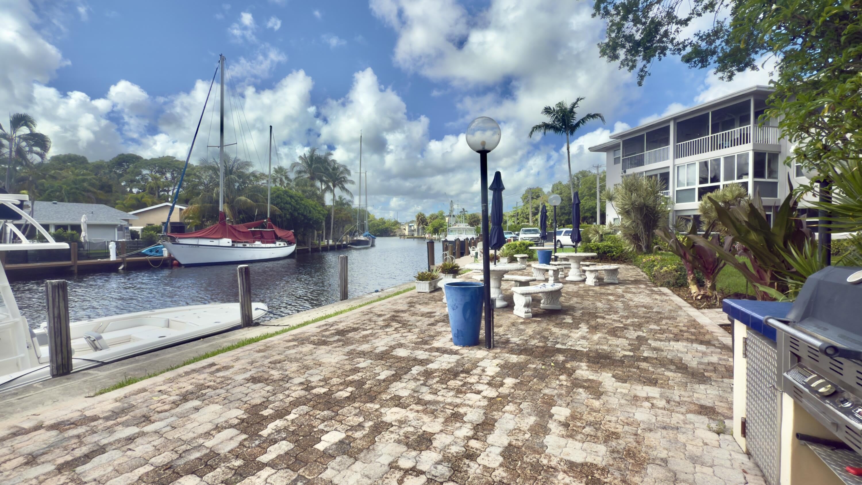 1200 SW 12th Street SW – photo 3