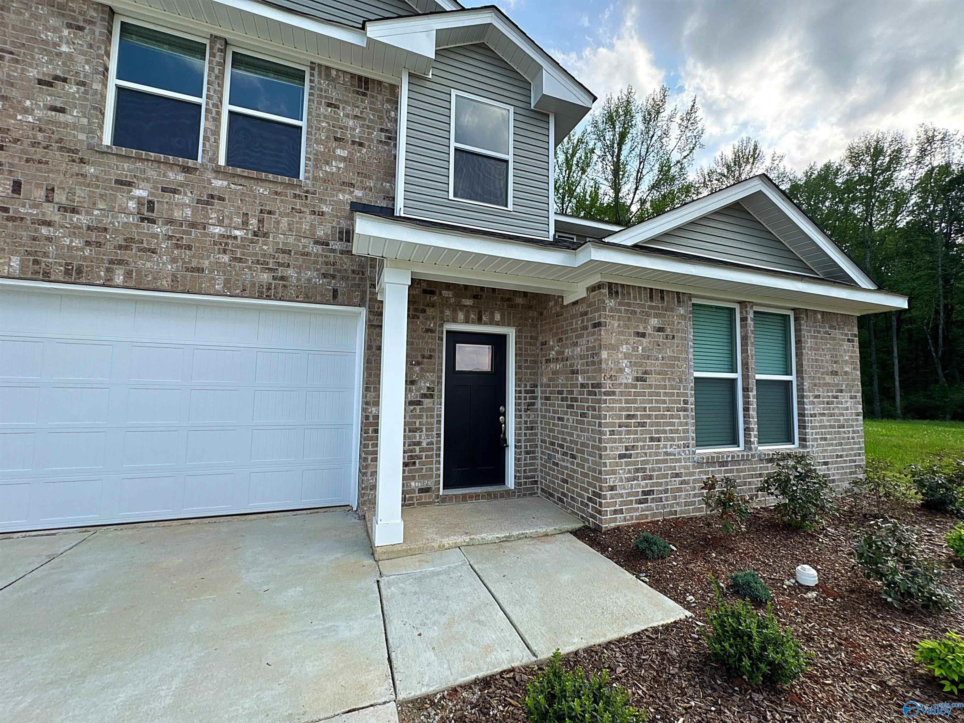 228 Hibiscus Drive – photo 2