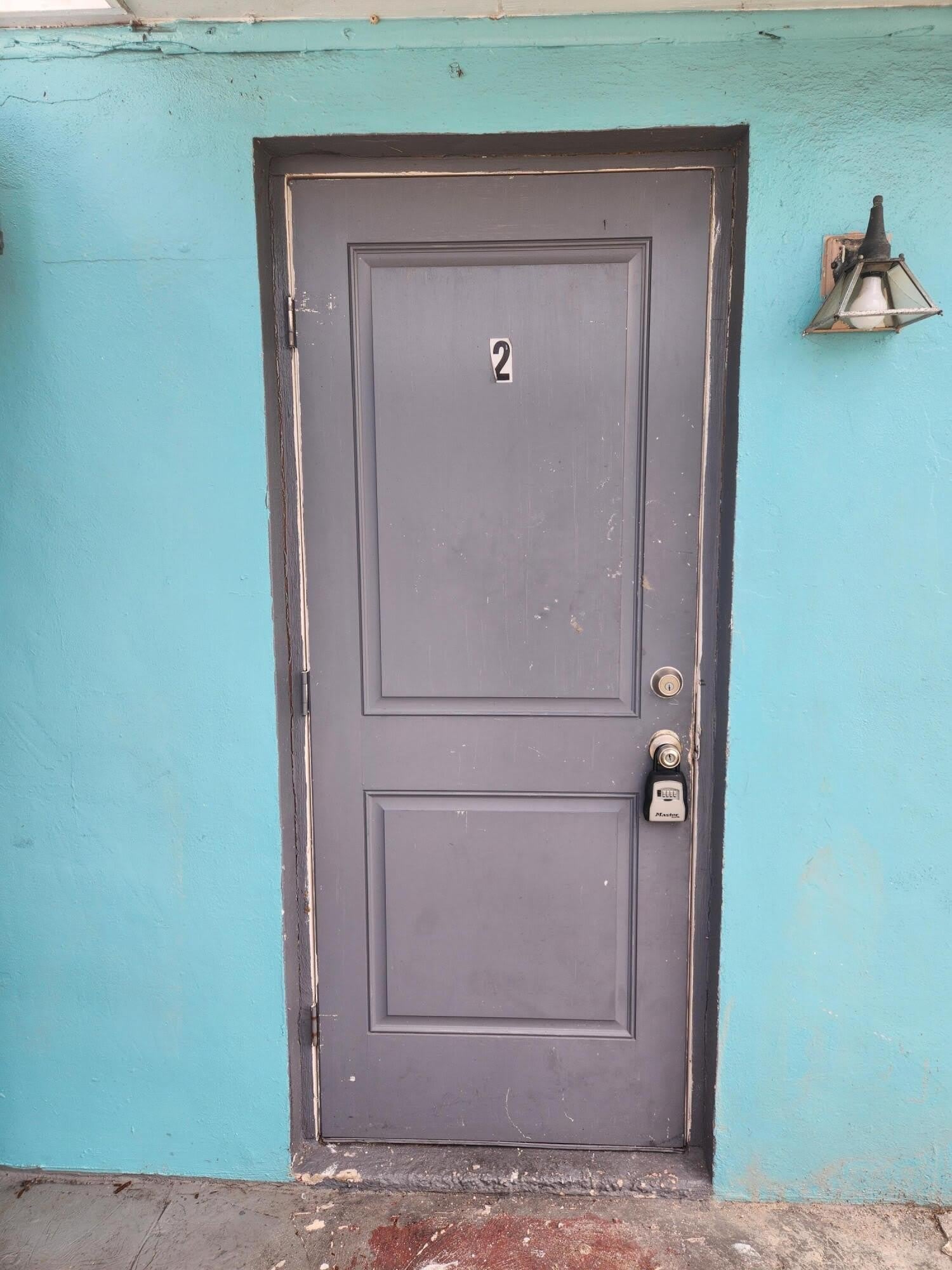134 W 24TH W – photo 2