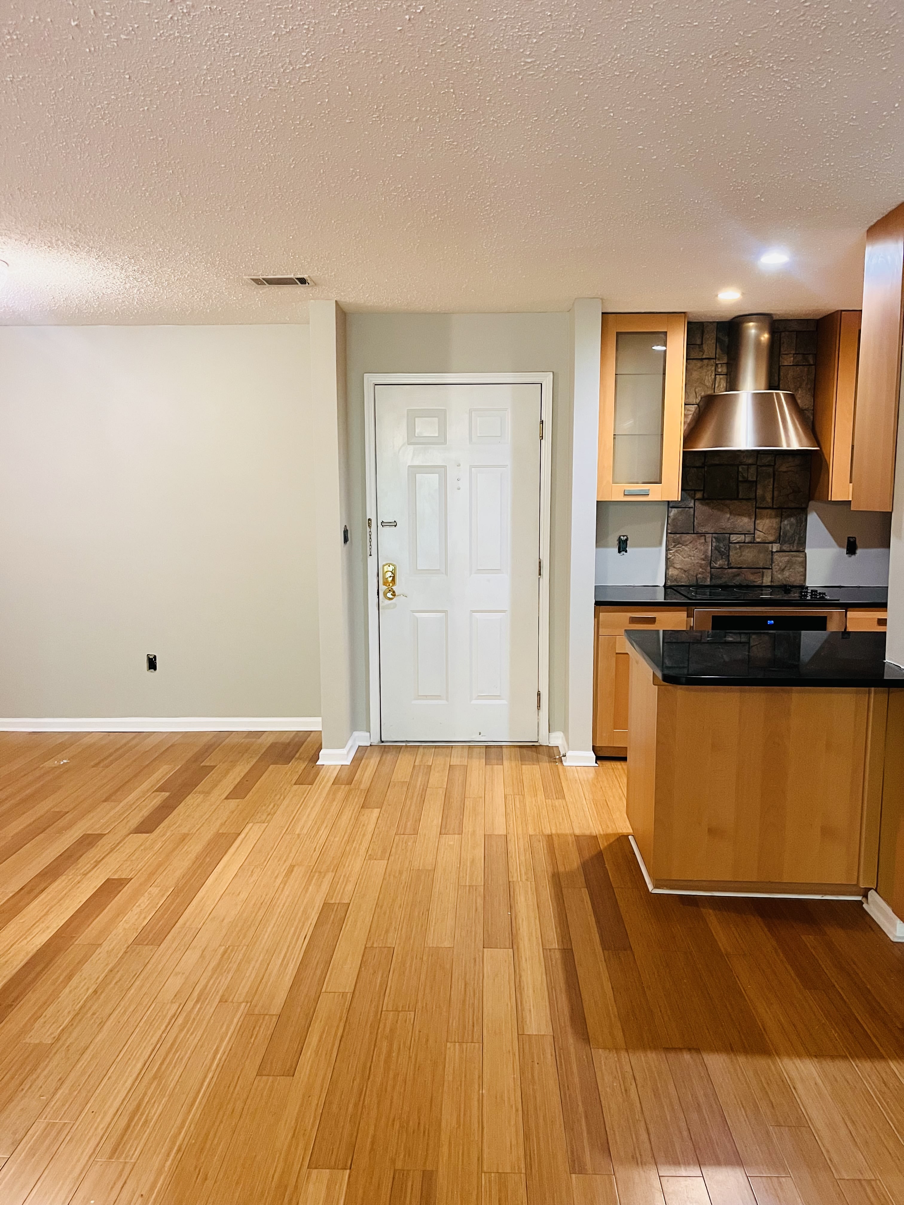 4210 Pine Heights Drive Northeast – photo 4