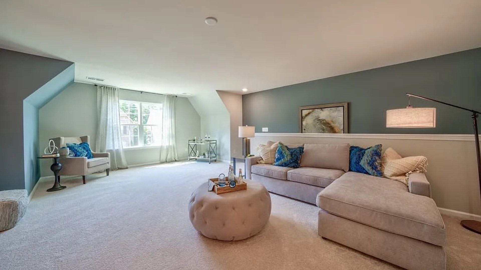 Room in 4 Bedroom Home at Kennerly Ctr Dr – photo 4