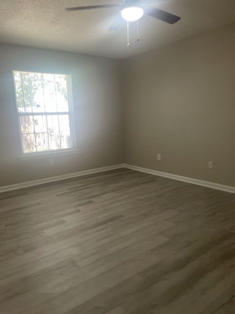 WEST AUGUSTA MEDICAL COMMUNITY TOWNHOME-WOW – photo 5