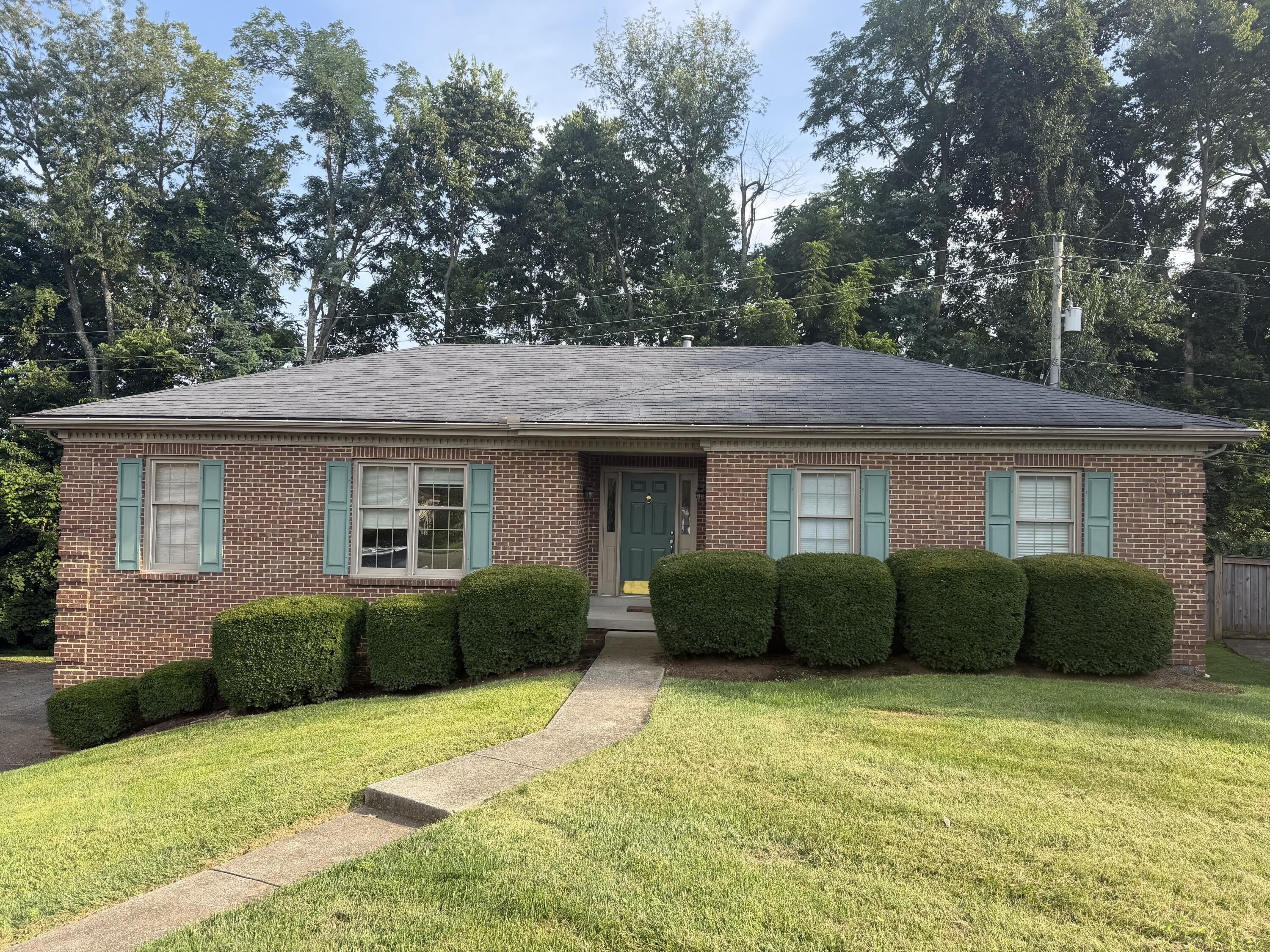 1112 Pepperhill Circle – photo 3