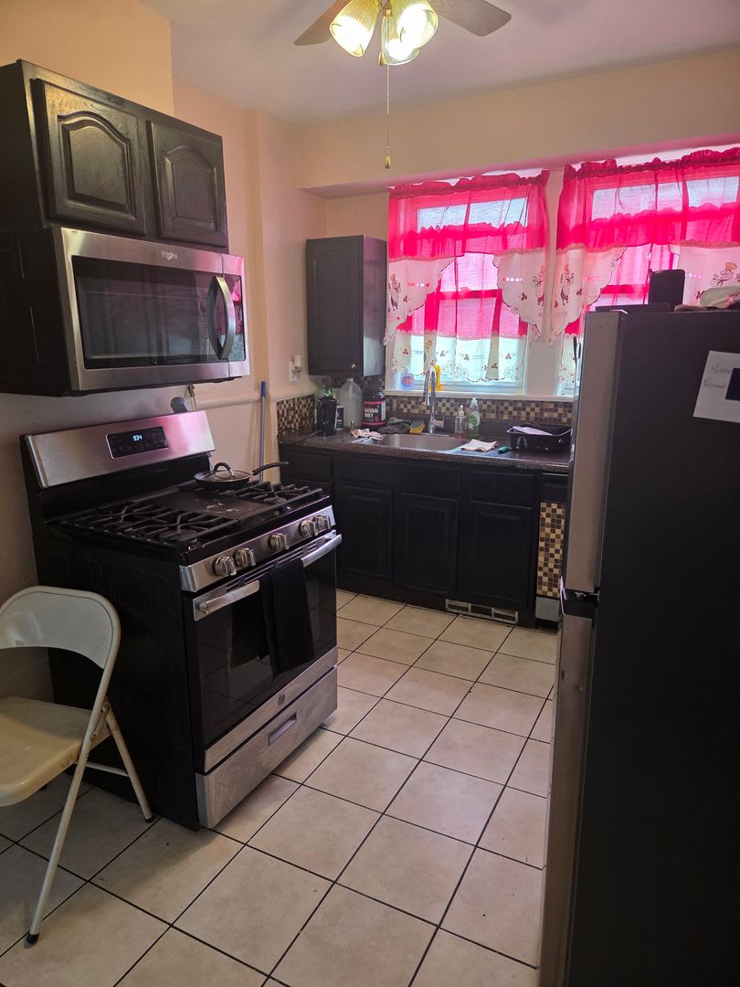 Spacious Newark Home 7 Bedrooms 2 Kitchens – photo 4