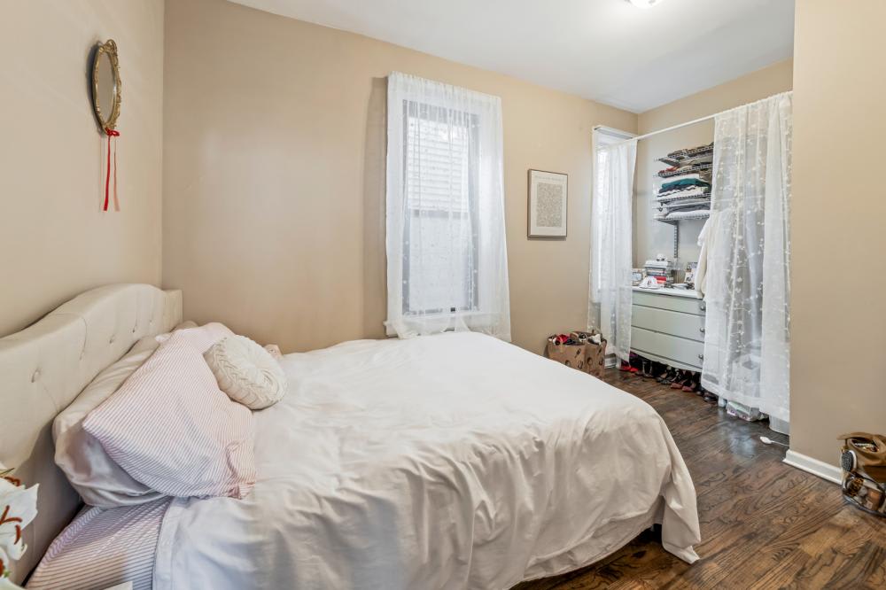 1214 Melrose – photo 4