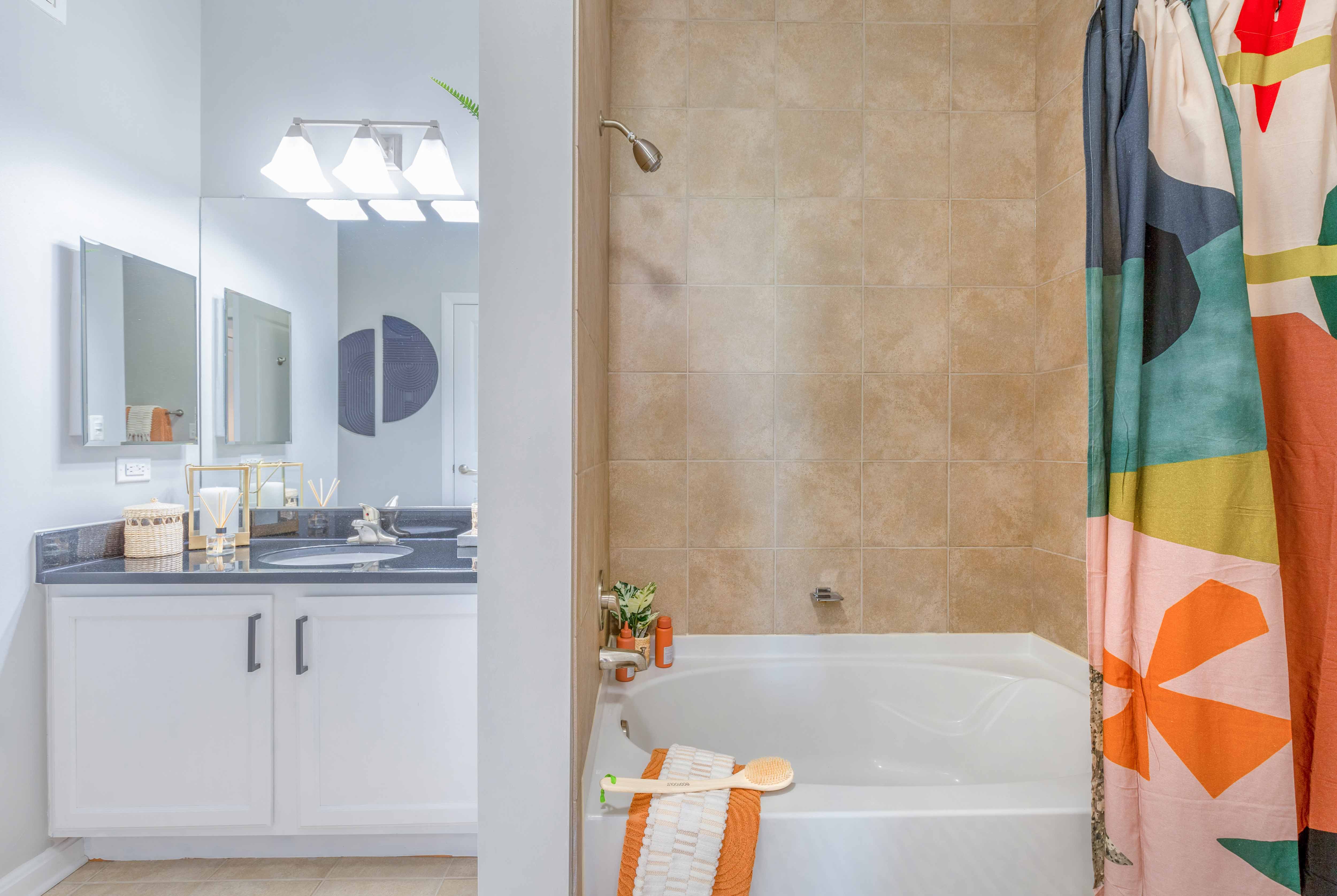 The Alaire at Twinbrook Station Apartments – photo 5